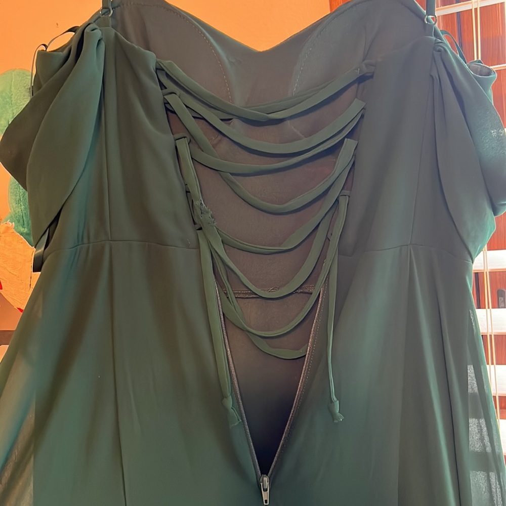Dress - Picture 2 of 5